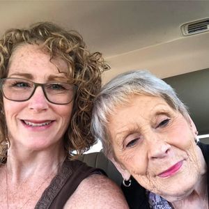 Meet your Posher, Naja